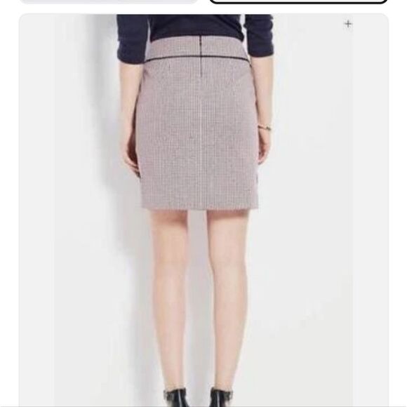 ANN TAYLOR PETITE  GEOMETRIC SKIRT - Picture 5 of 5